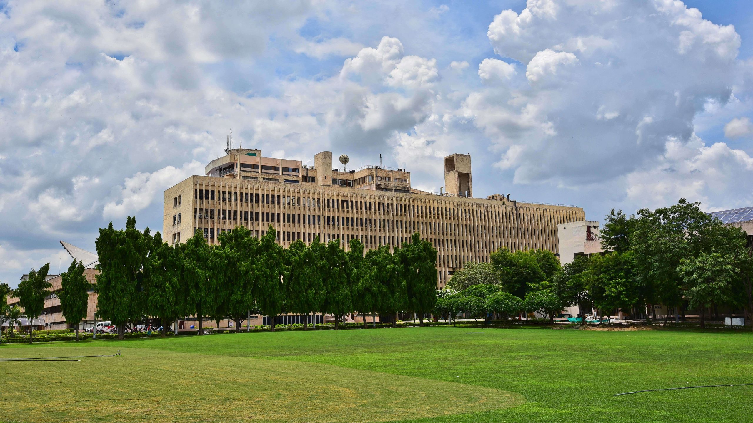 top engineering college in india